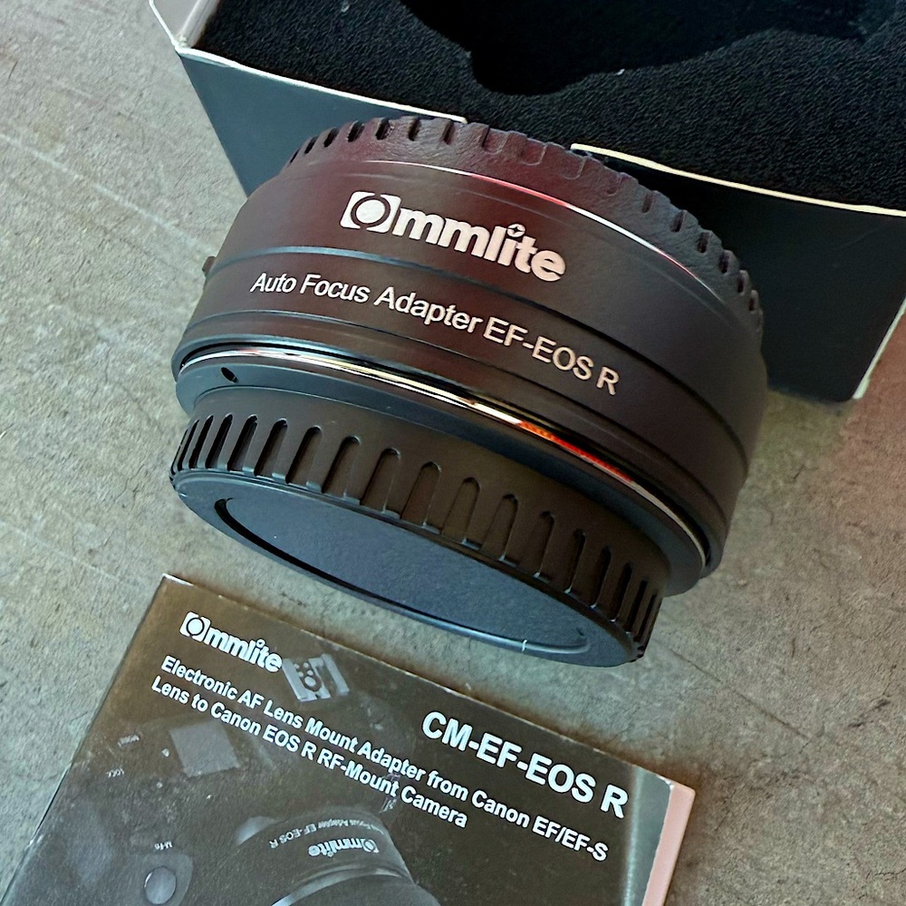 Ommlite Auto Focus Adapter EF-RF Black 🔥